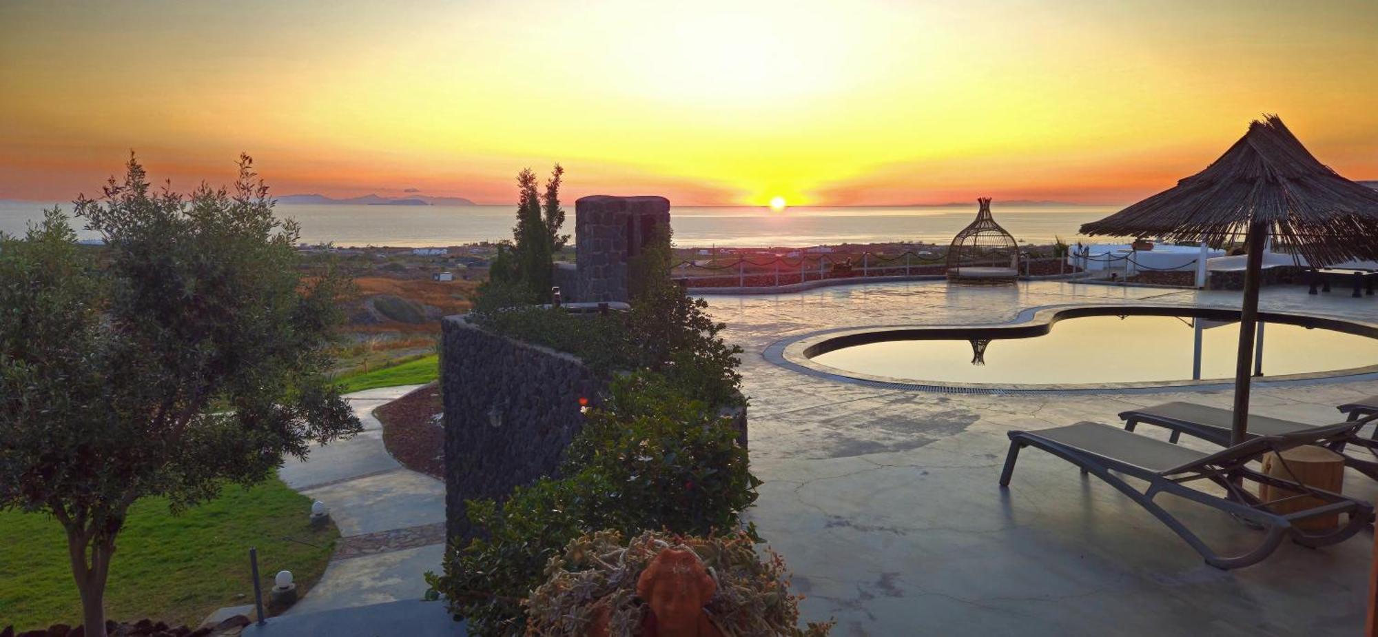 Thea Luxury Resort 산토리니 외부 사진