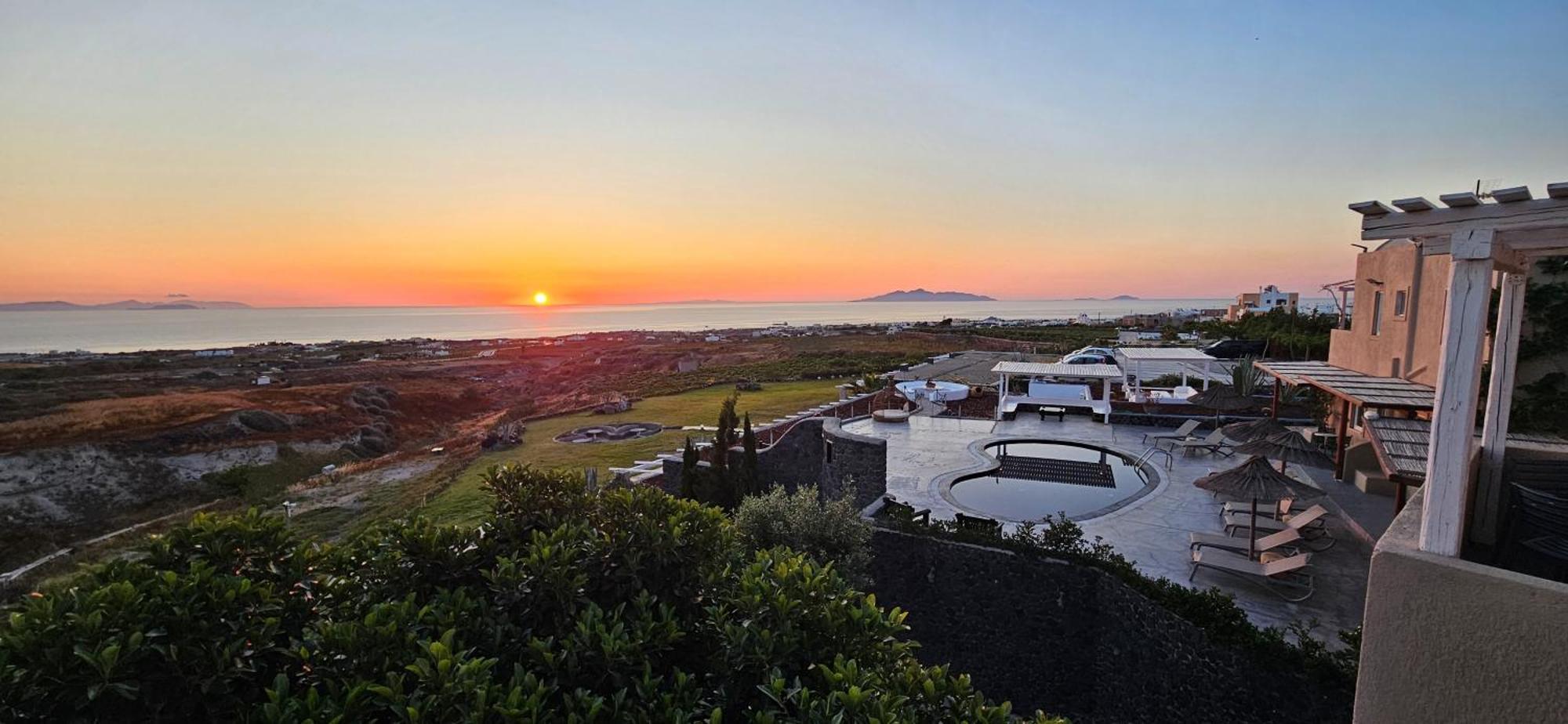 Thea Luxury Resort 산토리니 외부 사진